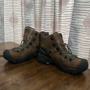 Keen Men’s Pittsburgh Energy 6" Waterproof Boot (Carbon-Fiber Toe)